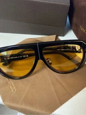 Tom Ford FT 0885 Bailey-02 - 45Y Marrone Chiaro Lucido | Occhiale Da Sole Uomo Geometrico
